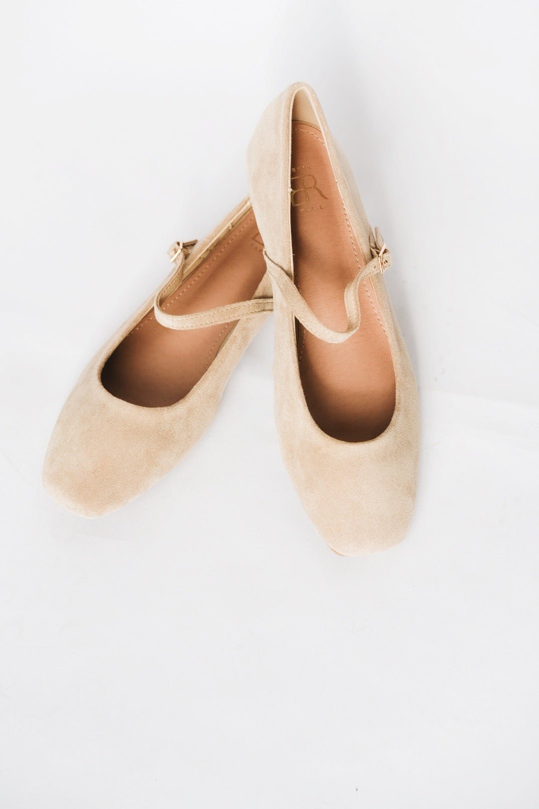 Flat Footwear - Lily's Boutique