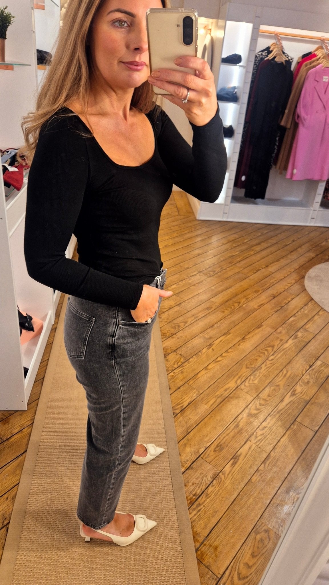 Carrie square neck Black - Lily's Boutique
