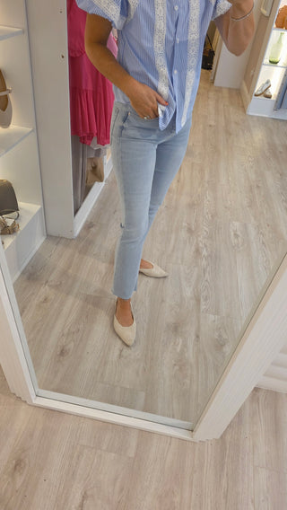Francesca Straight High rise Jeans