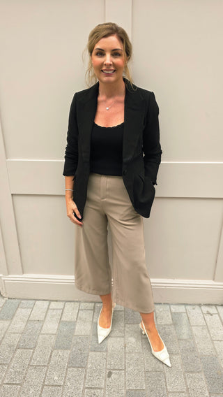 Ella Black Blazer