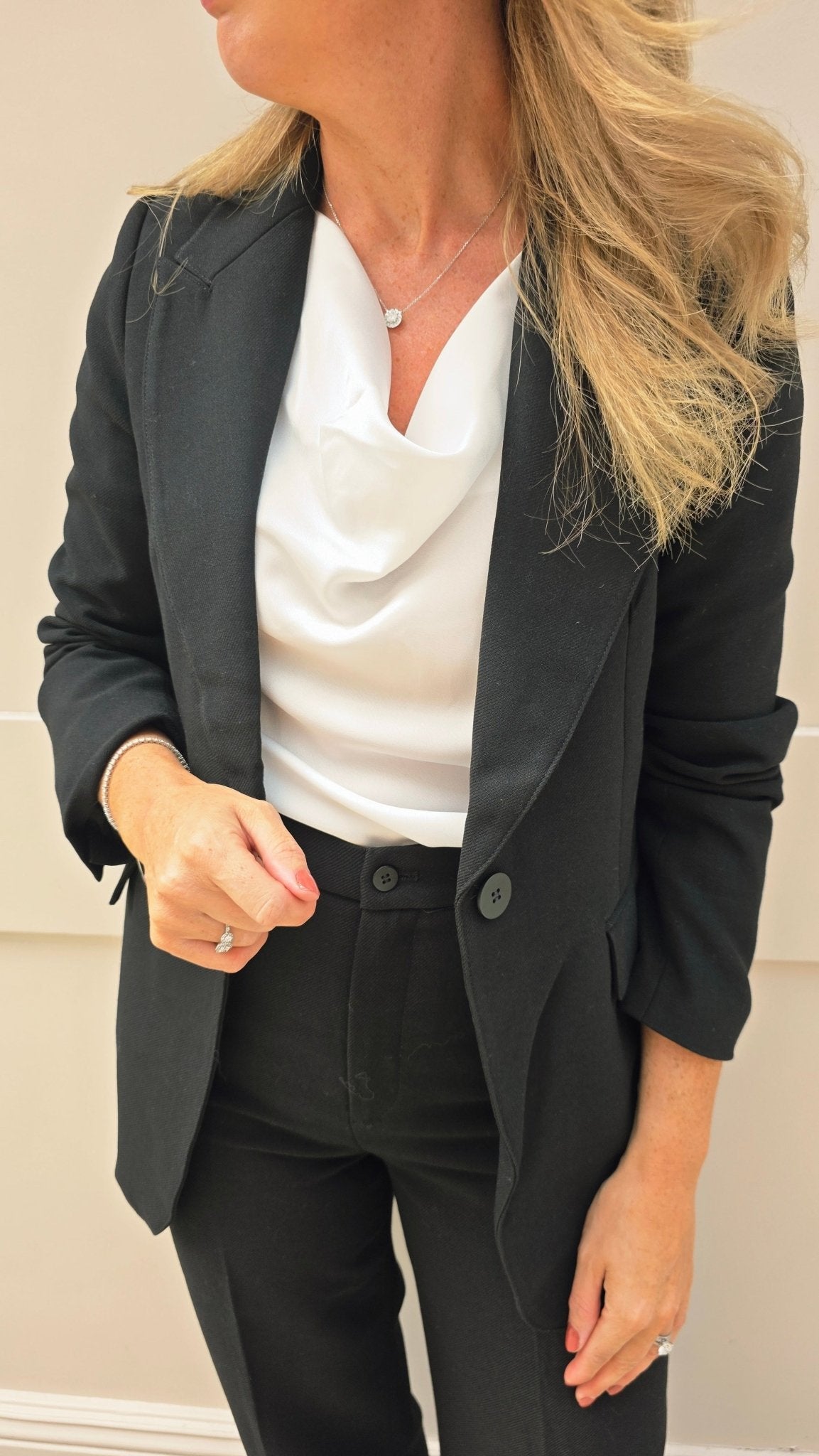 Ella Black Blazer - Lily's Boutique