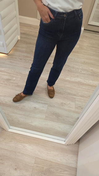 Ana Straight-leg Jeans