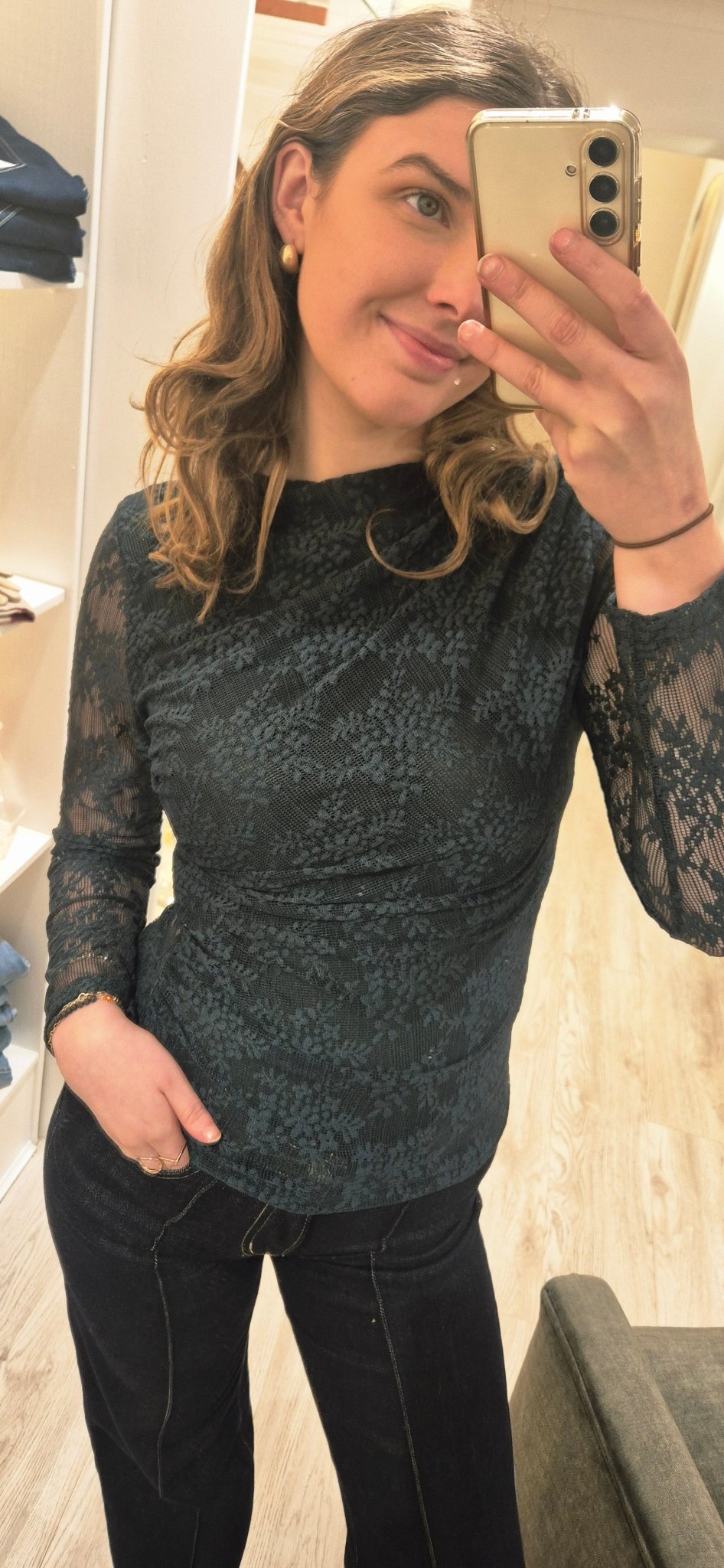 Molly Green Lace top - Lily's Boutique