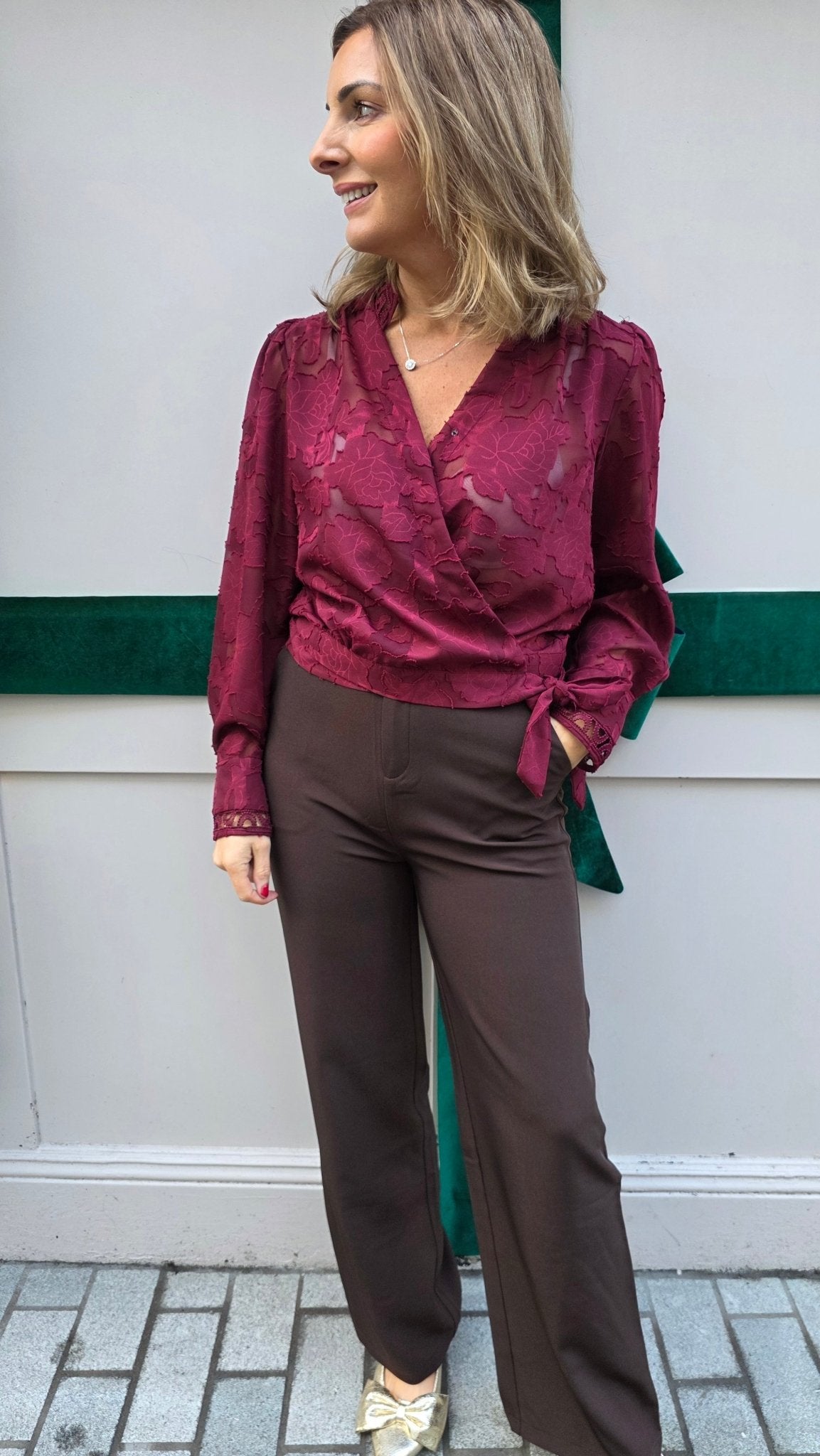 Bella Burgundy Blouse - Lily's Boutique