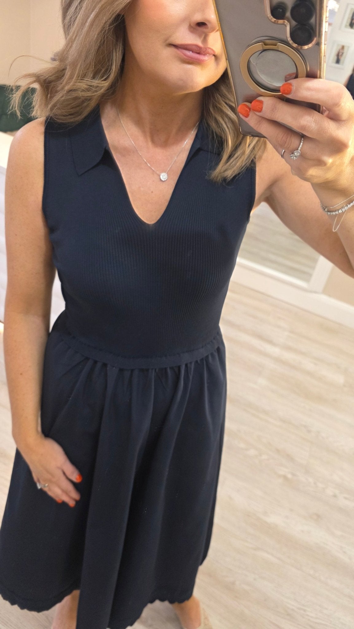 Annabel Dress Maxi Navy - Lily's Boutique