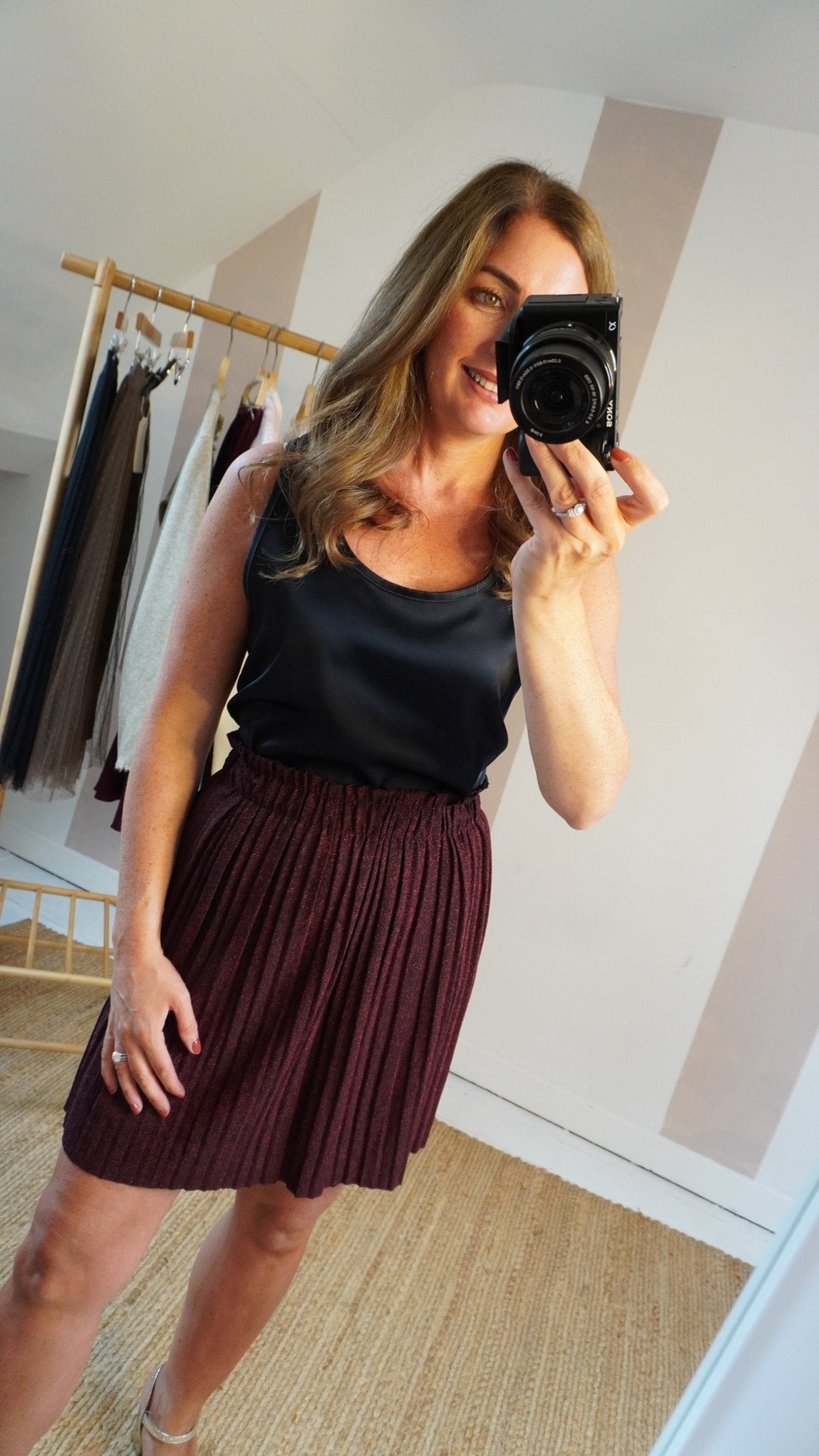Carla Burgundy Skirt - Lily's Boutique