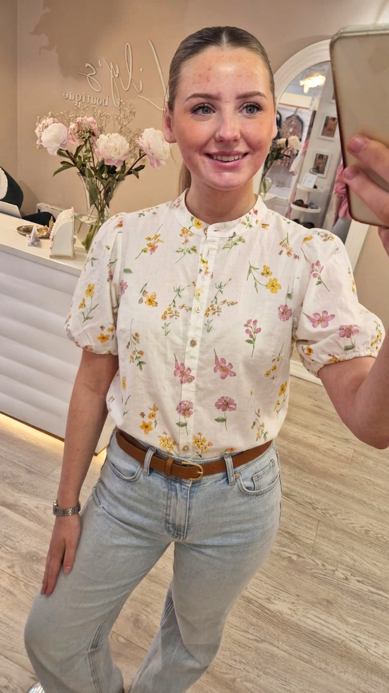 Anna Top