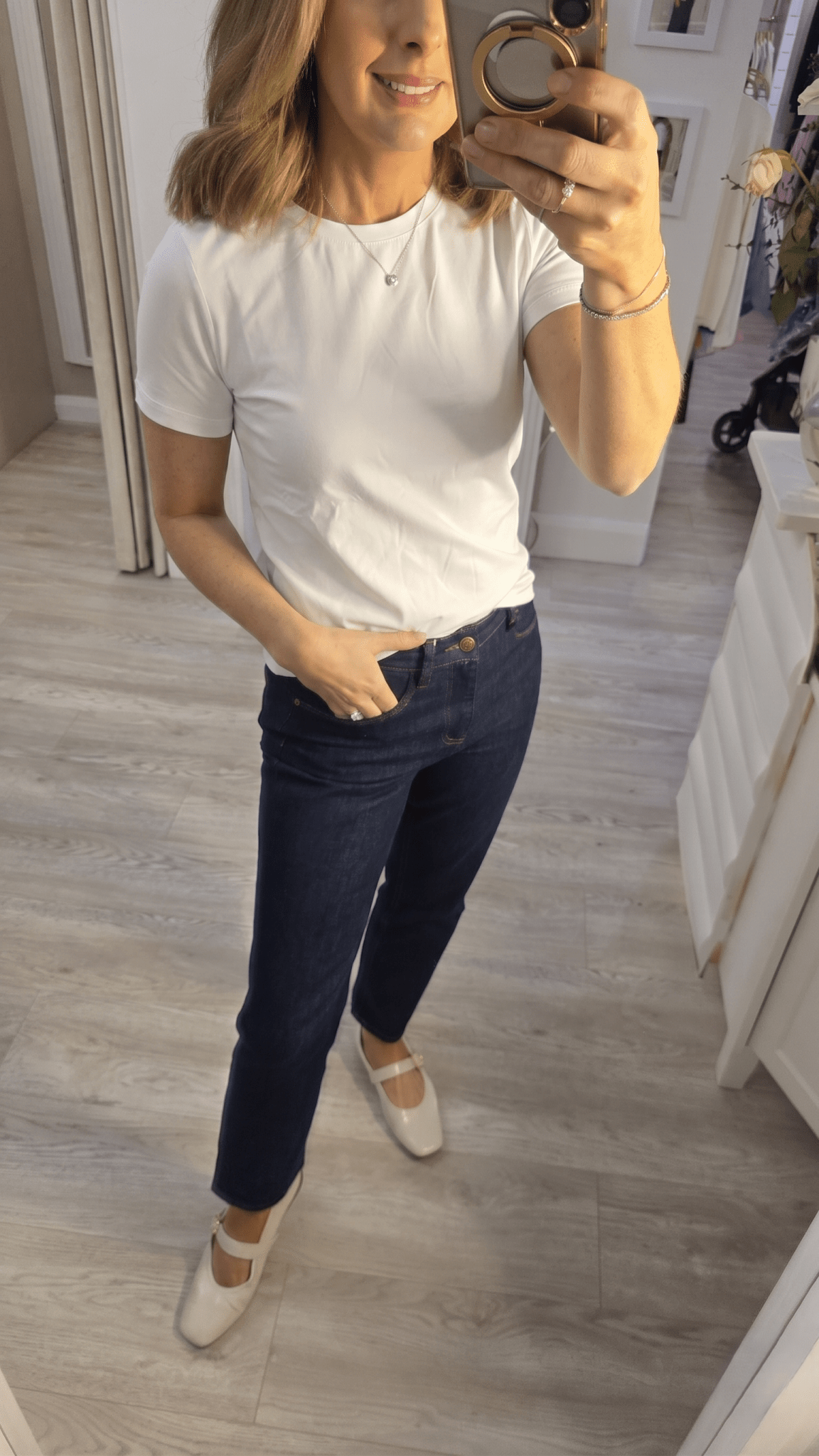 Marylin White T-Shirt - Lily's Boutique