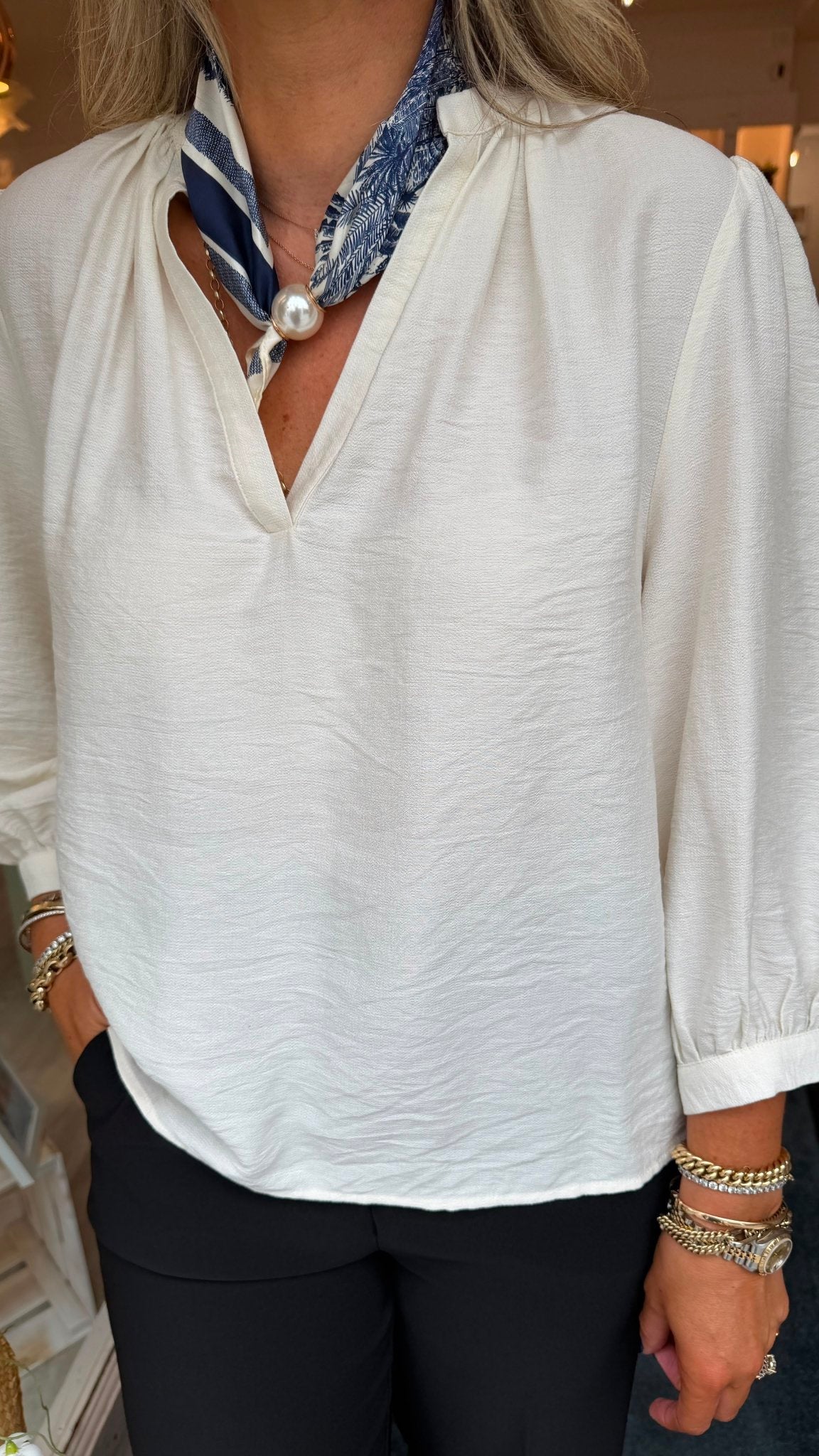 Carolina Blouse - Lily's Boutique