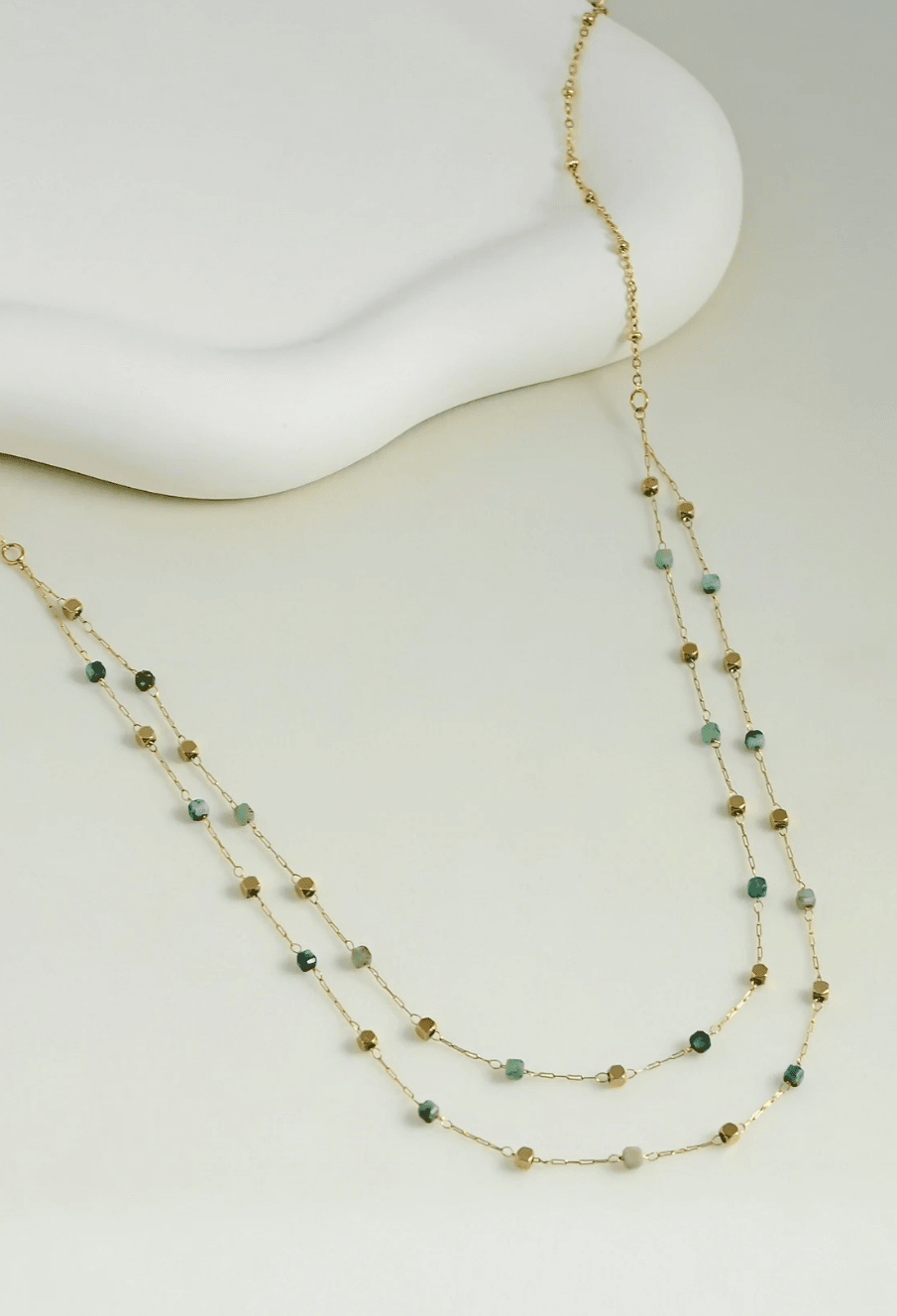 Abigale Necklace Green - Lily's Boutique