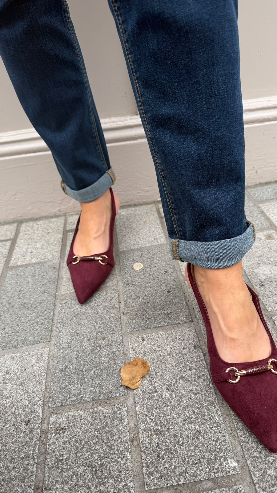 Kate Straight-Leg Jeans - Lily's Boutique