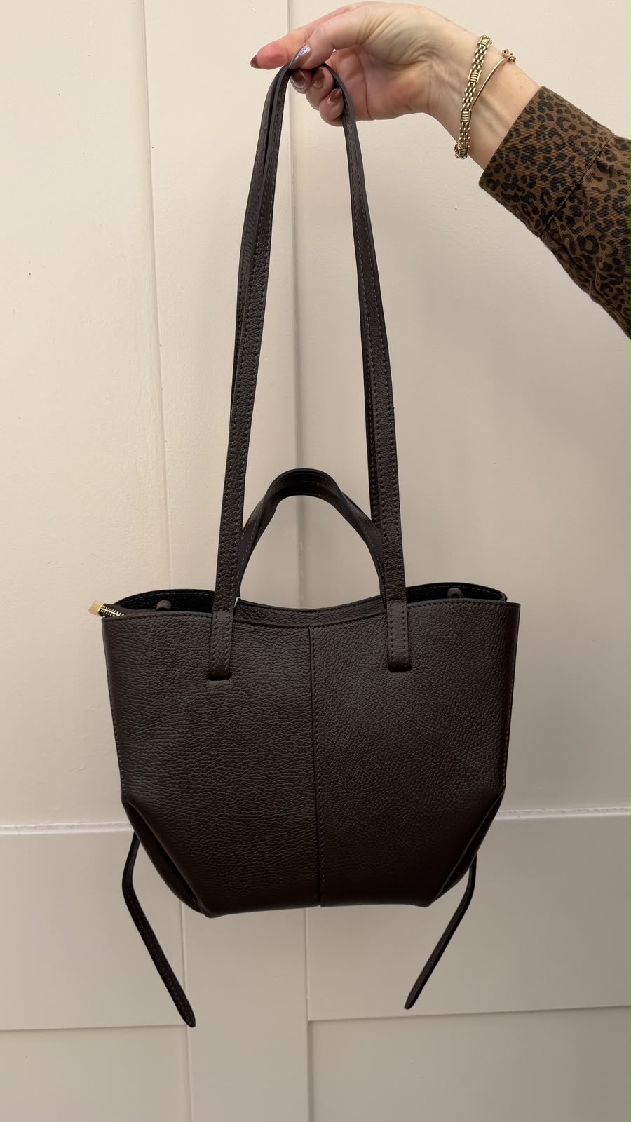 Tracy Brown Tote Bag - Lily's Boutique