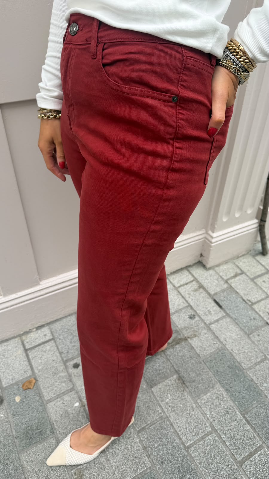 Angela Burgundy Straight-Leg Jeans - Lily's Boutique