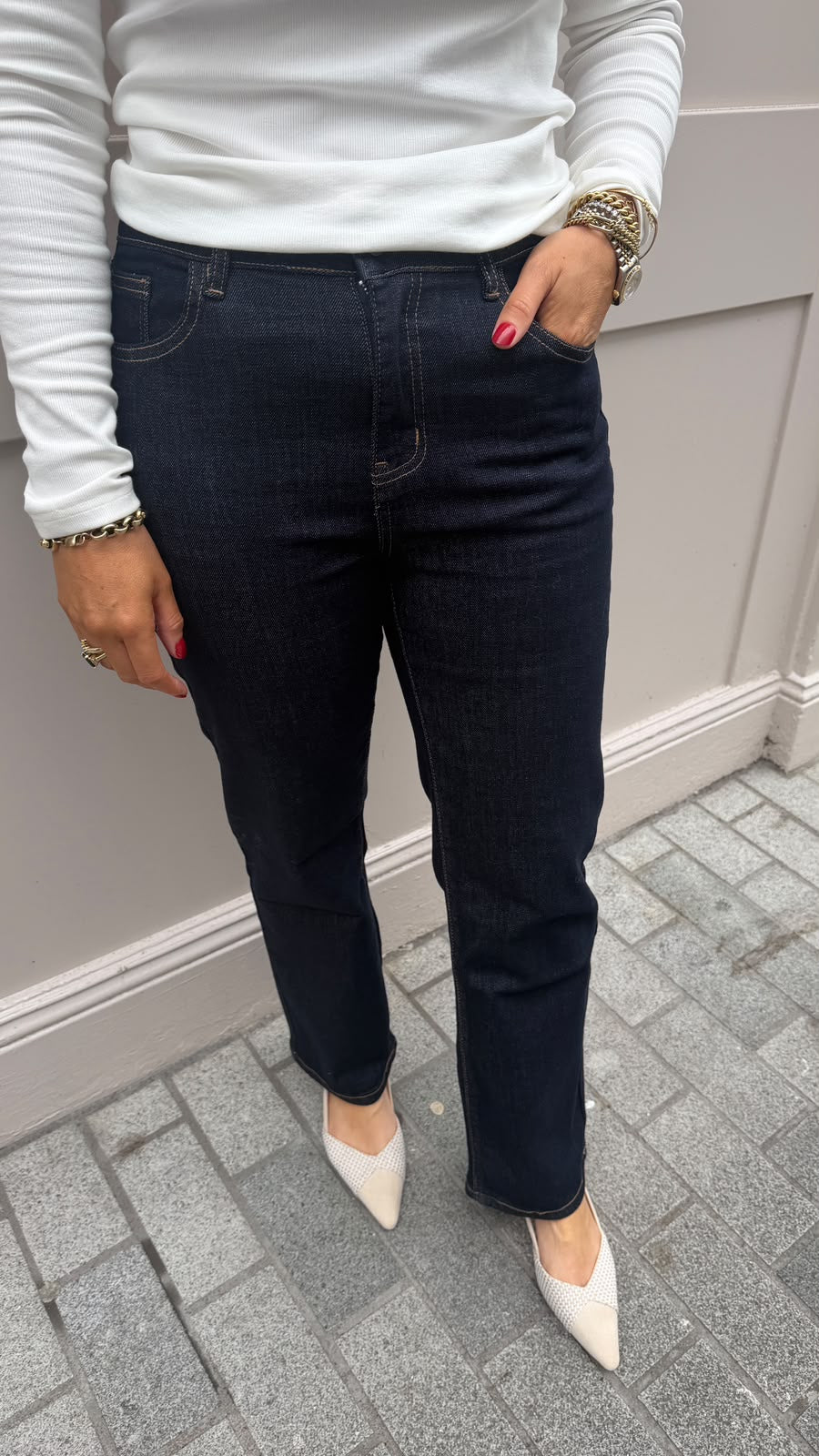 Marissa Straight-Leg Jeans - Lily's Boutique