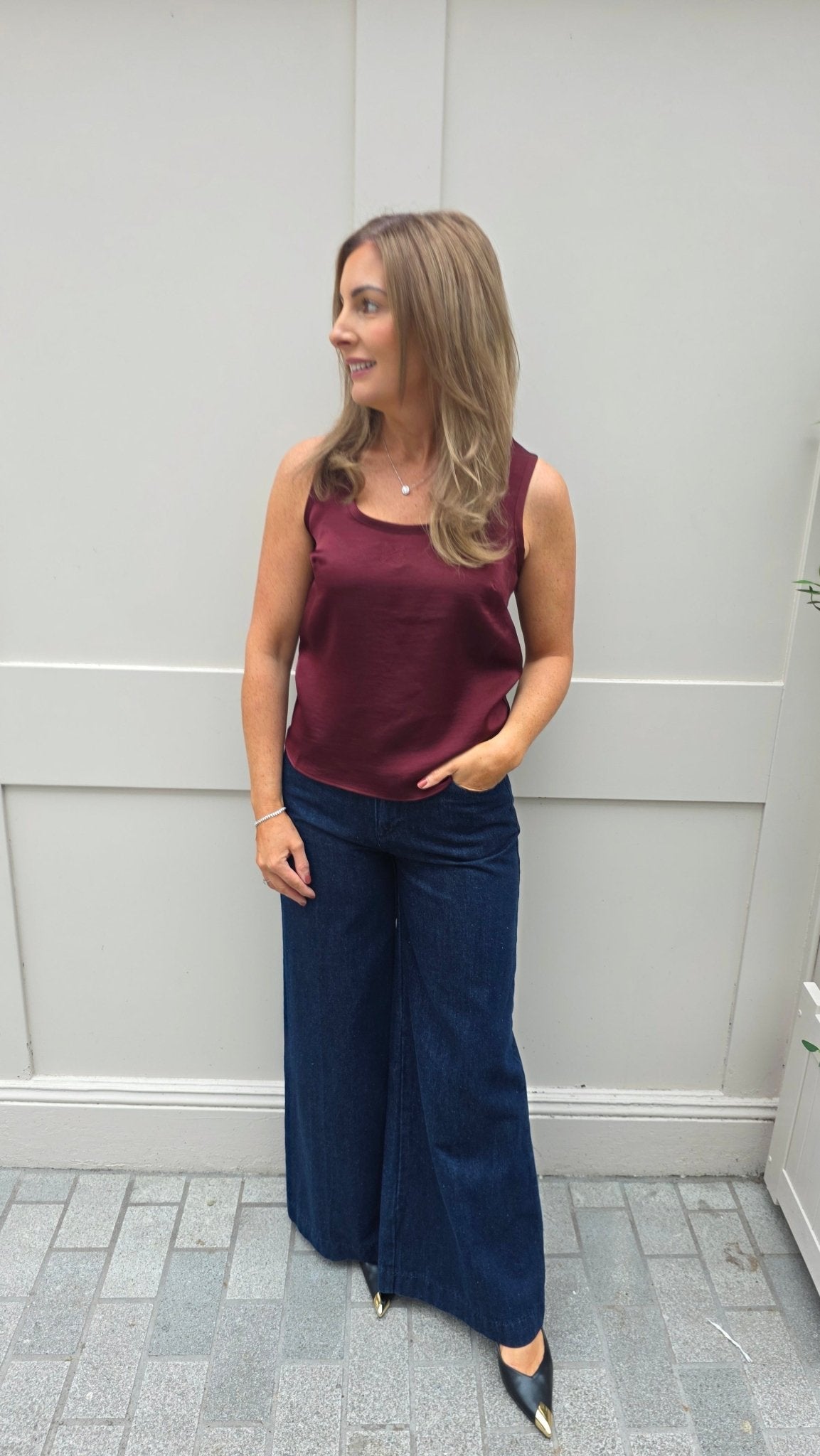 Jenny Cami Top Burgundy - Lily's Boutique