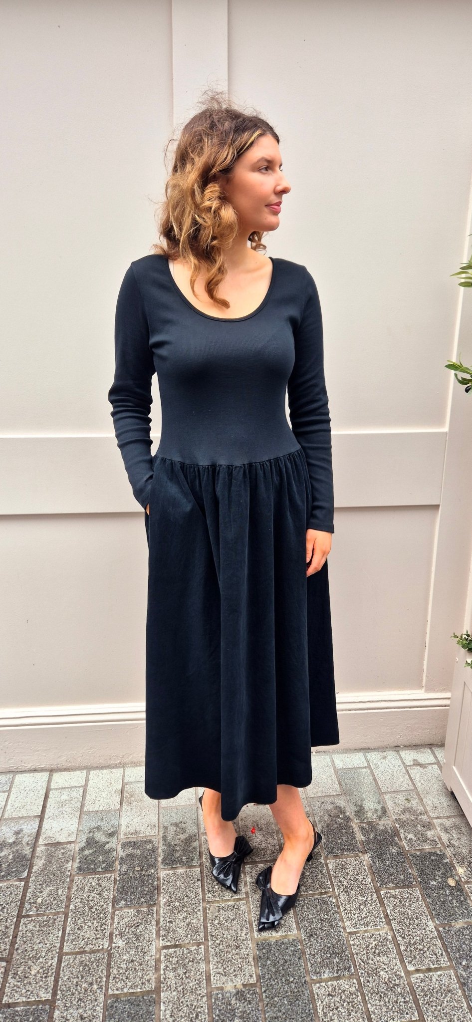 Orla Dress Black - Lily's Boutique