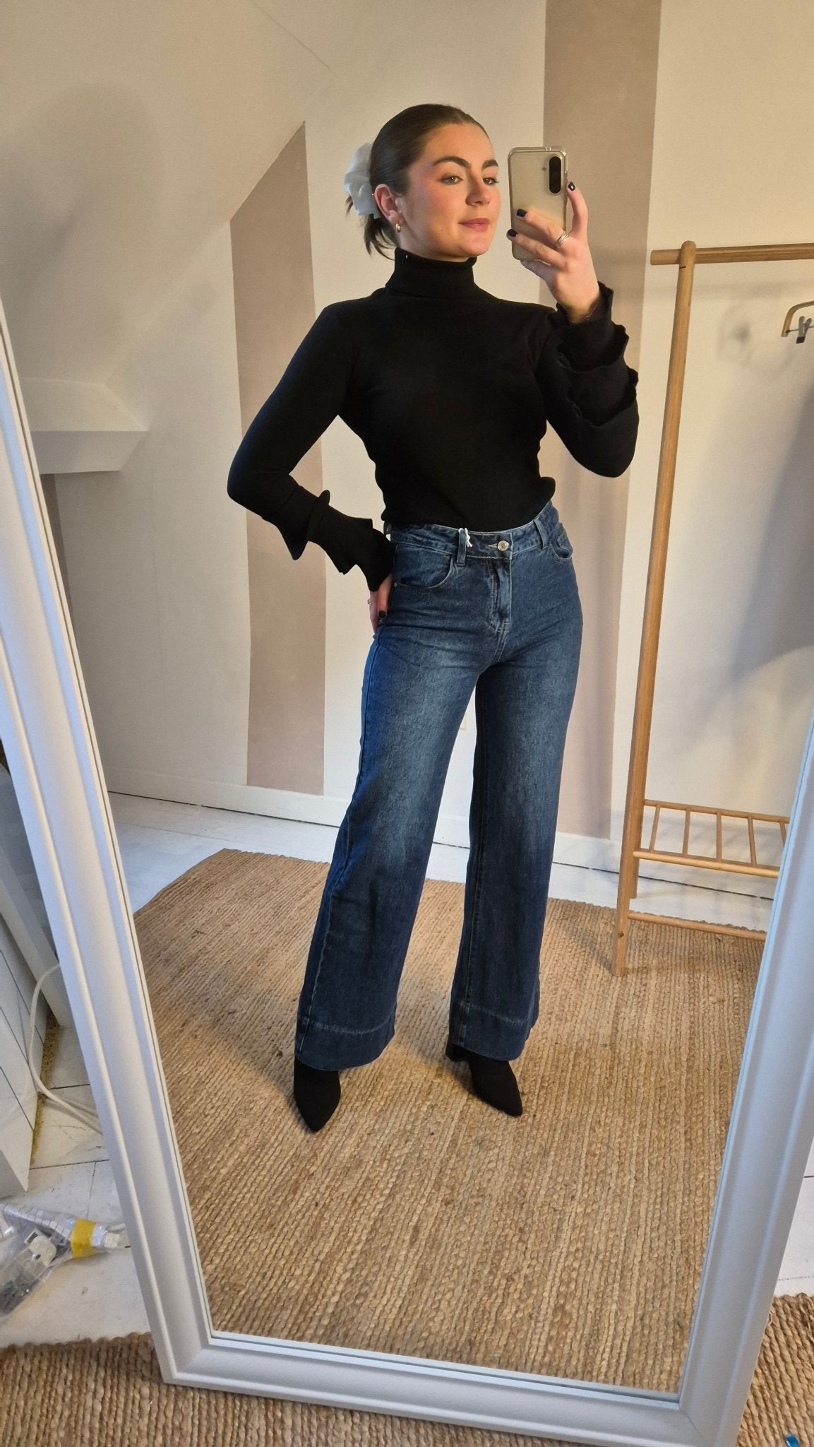 Mille High Wide Jeans - Lily's Boutique