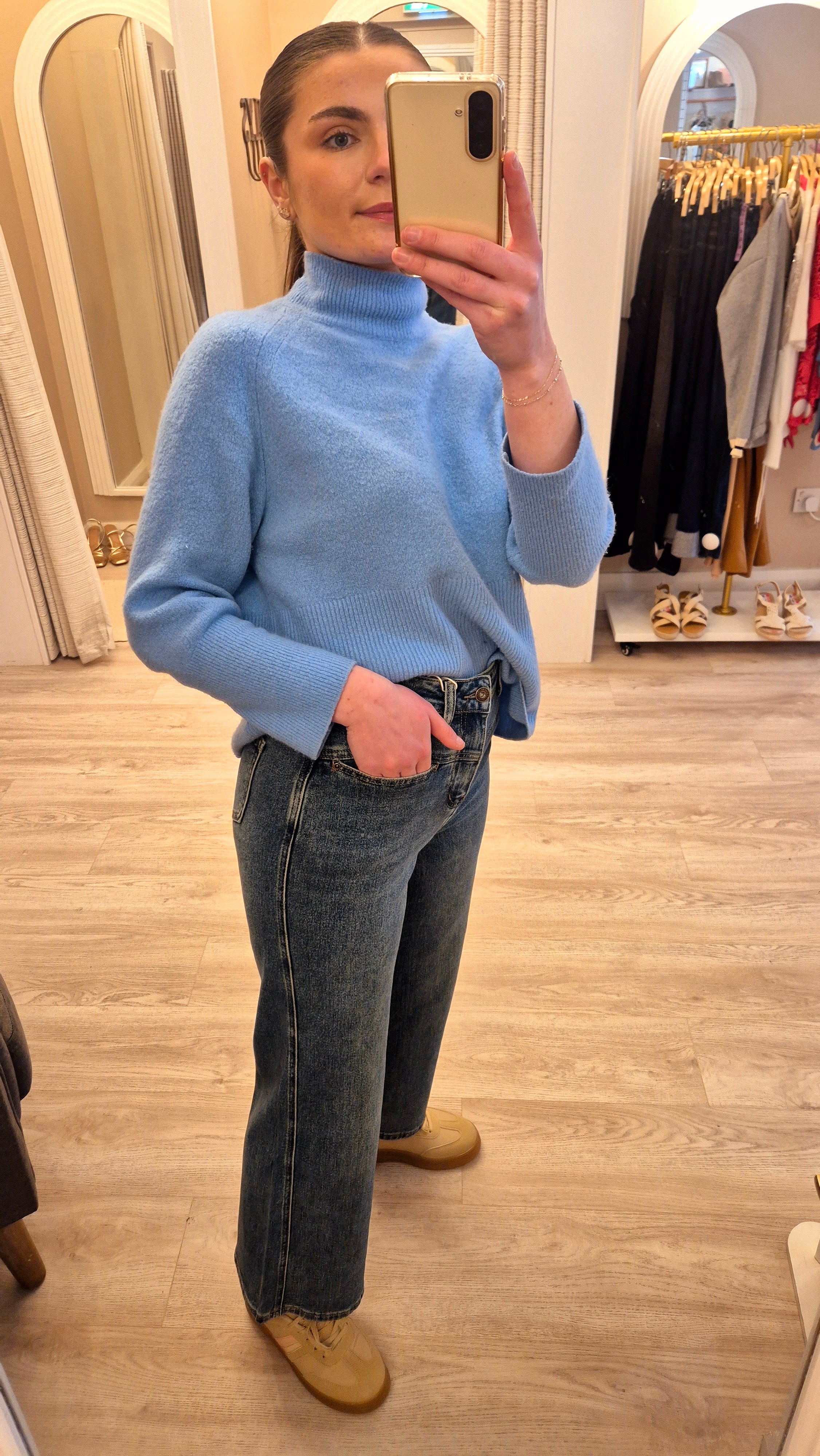 Leah Cropped Straight-Leg Jeans