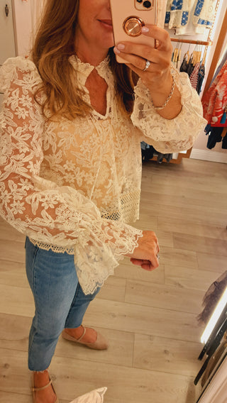 Alexa Blouse