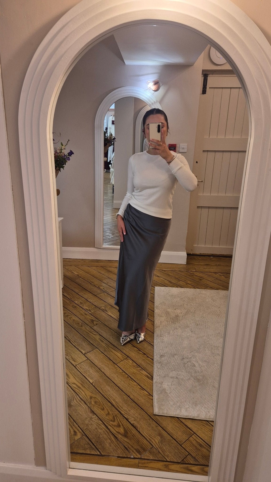 Jasmine Grey Skirt - Lily's Boutique