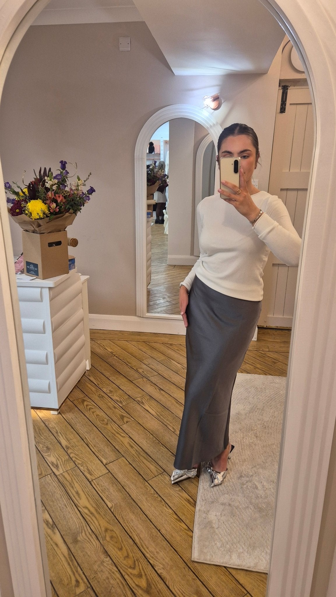 Jasmine Grey Skirt - Lily's Boutique