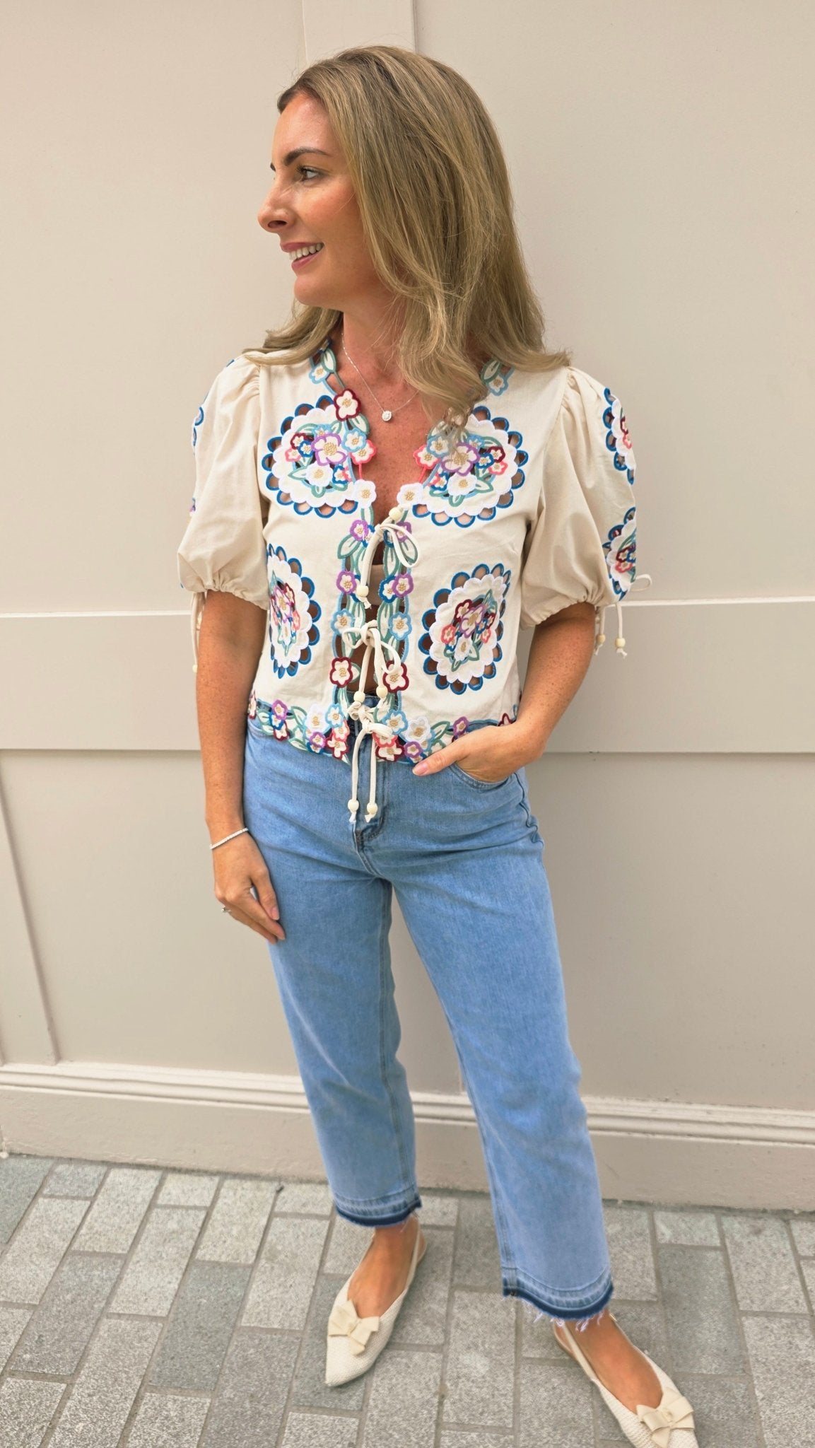 Hayley Straight leg Jeans - Lily's Boutique