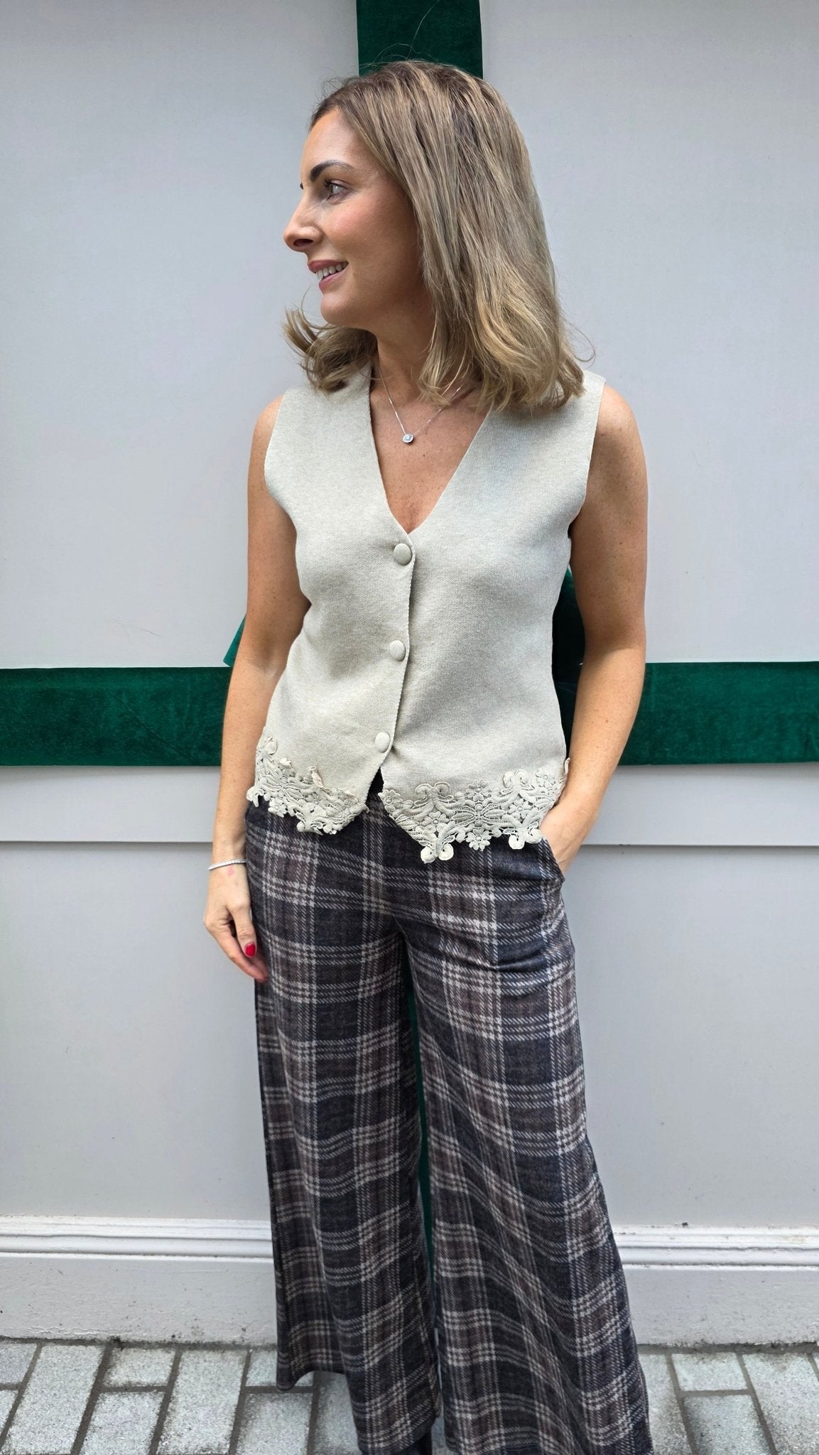 Melisa Vest top - Lily's Boutique