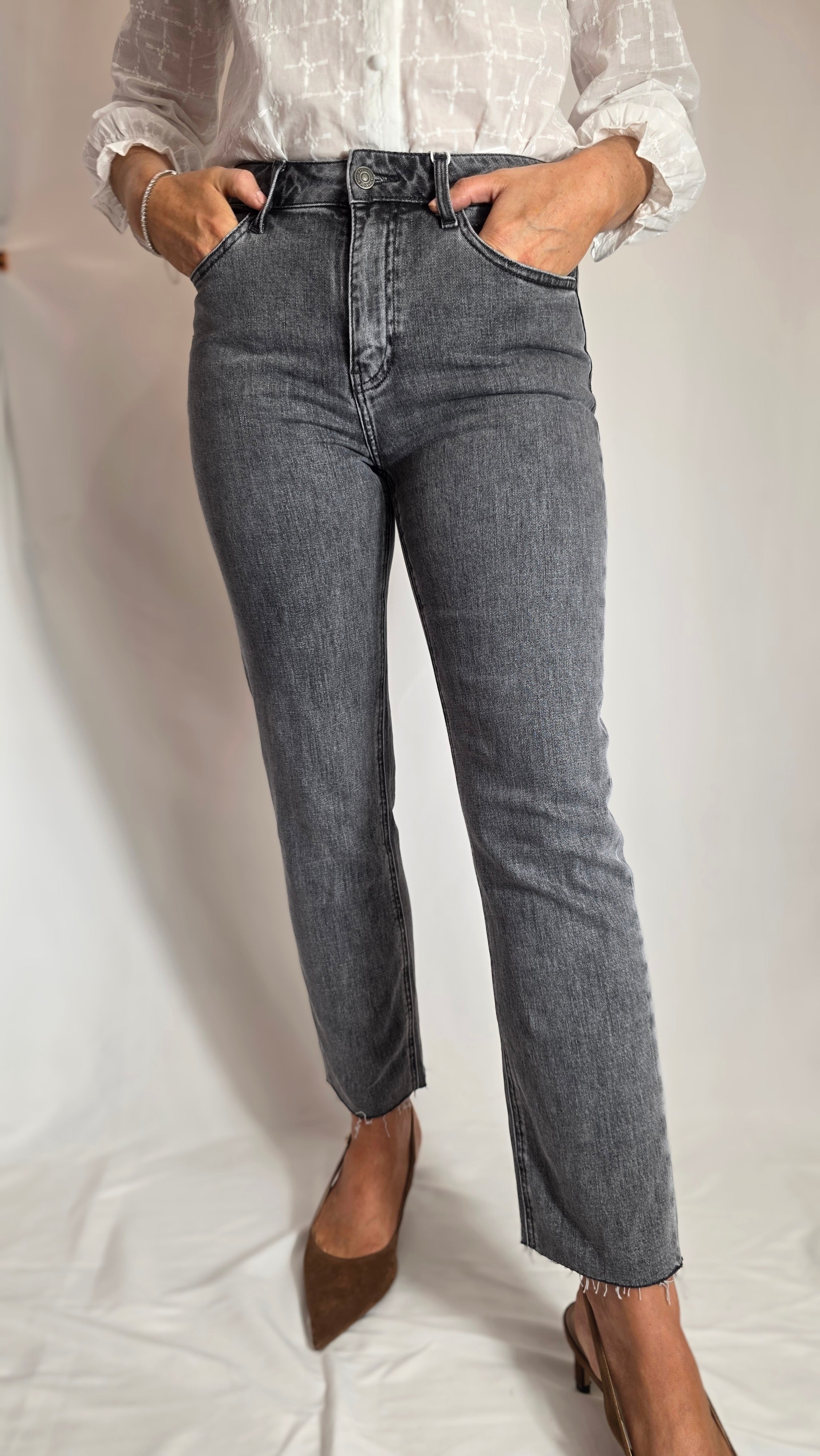 Ellie Straight-by Lily's Grey Jeans