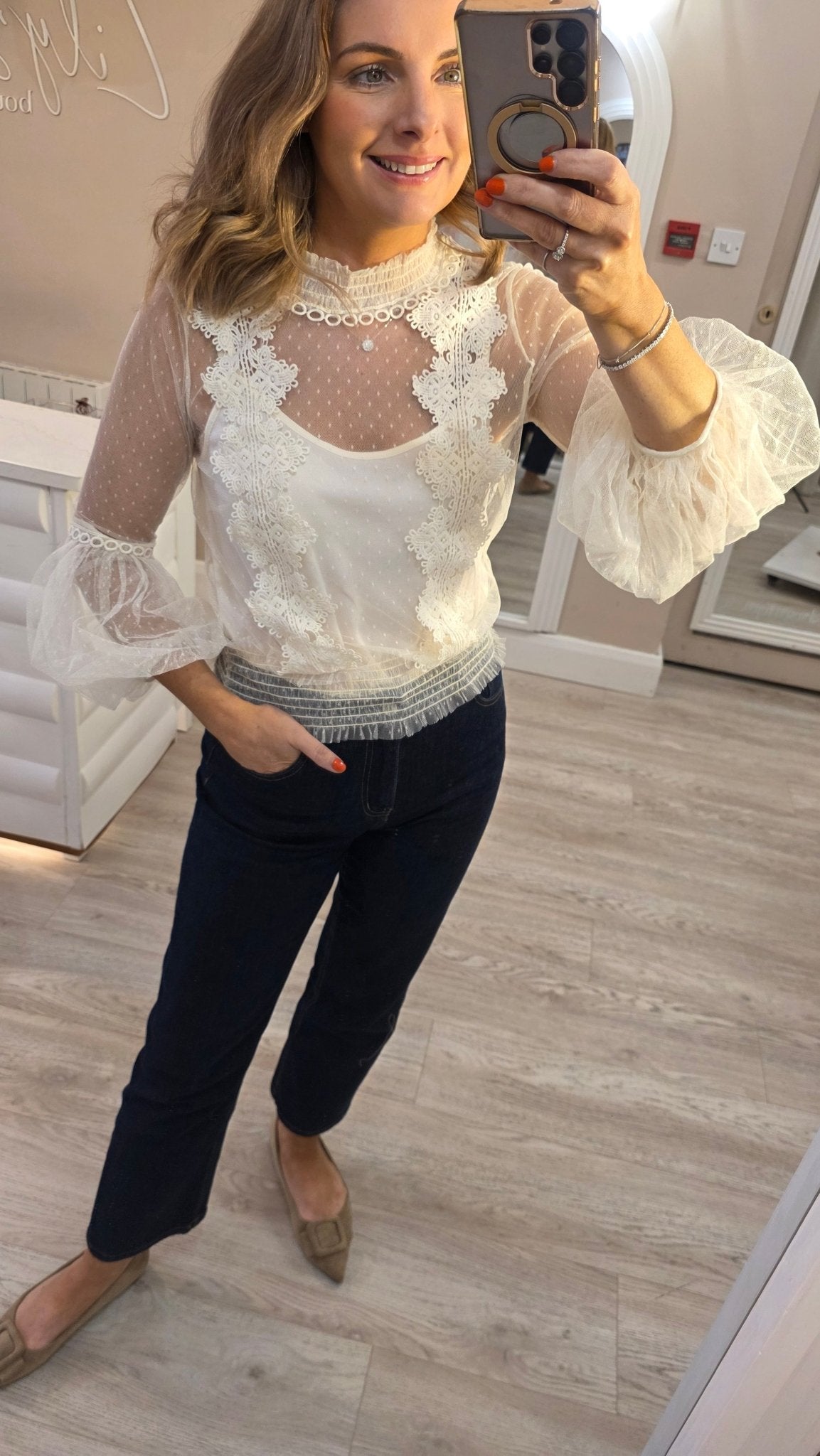 Fiona Mom Fit Jean - Lily's Boutique