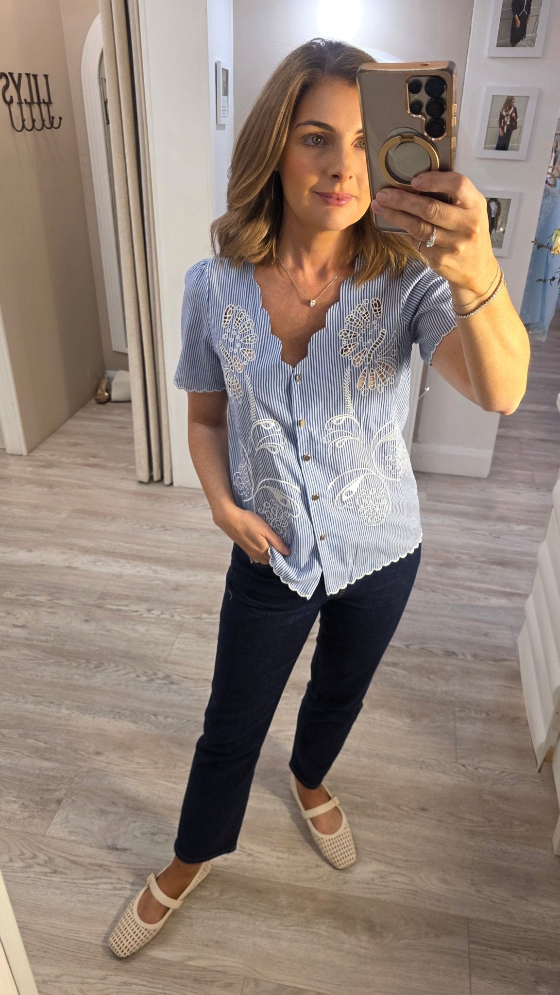 Ellie Top - Lily's Boutique