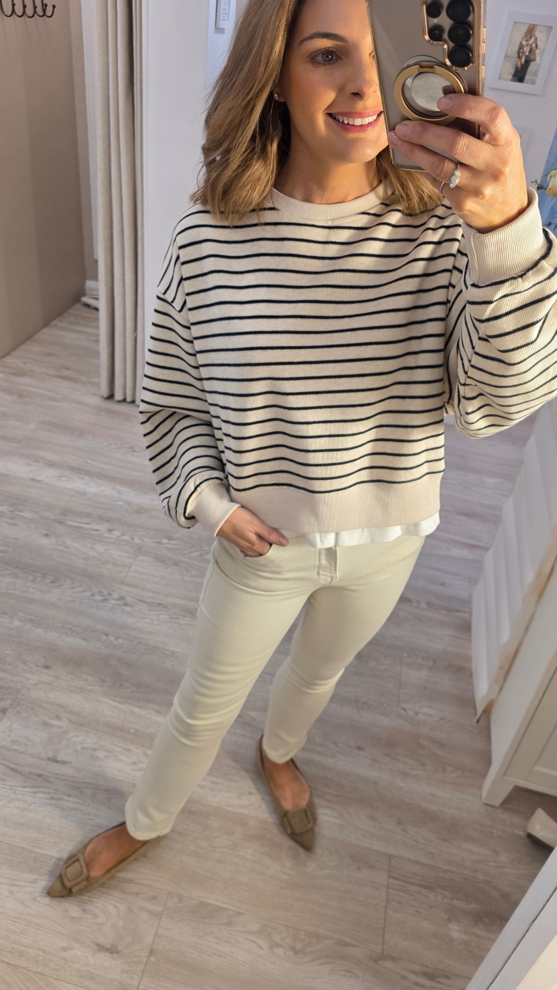 Mia Slim-Straight Jeans