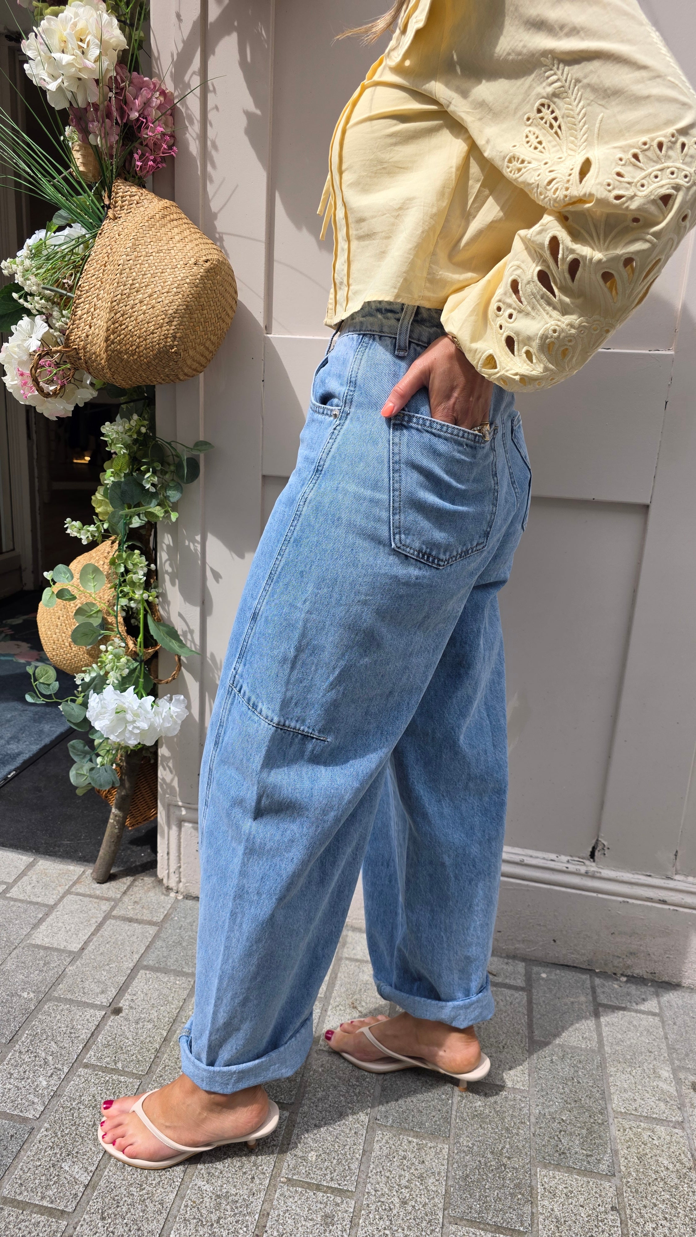 Lucy Barrel-Leg Jeans Blue