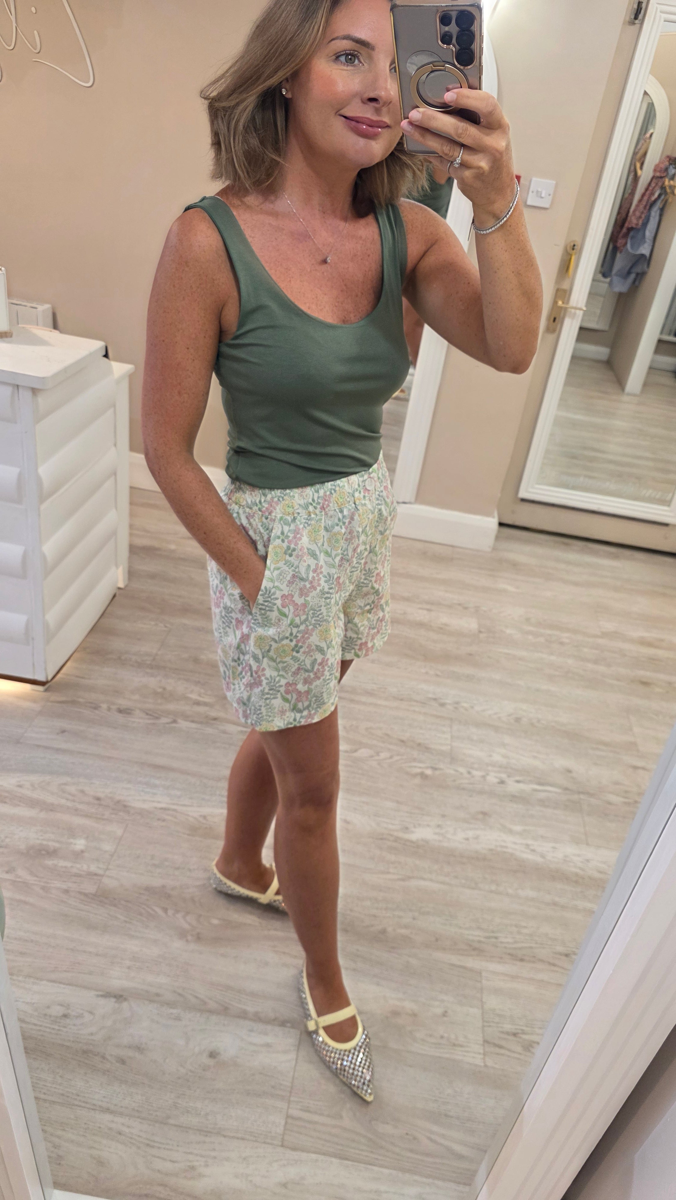 Theresa Floral Shorts