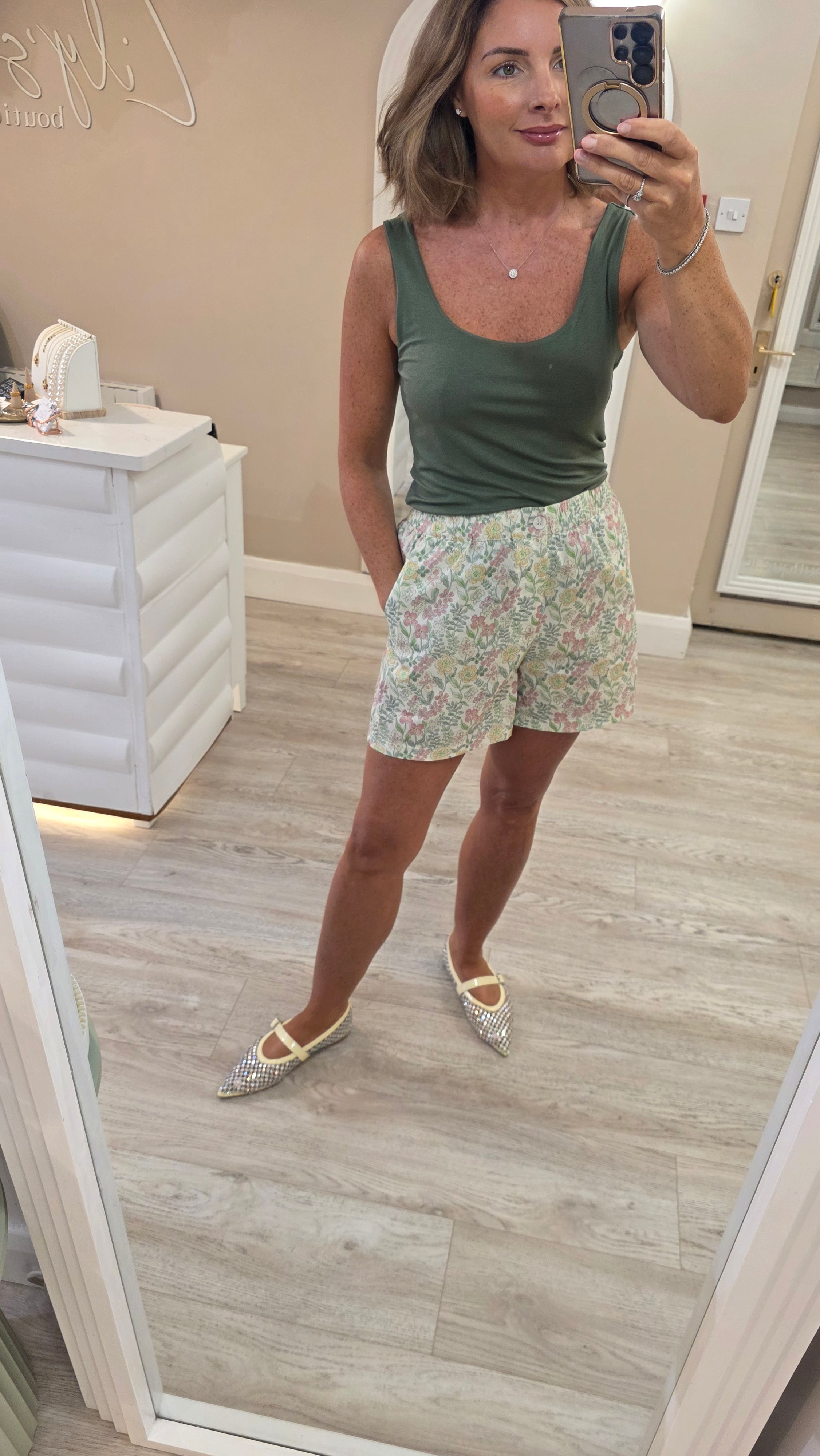 Theresa Floral Shorts