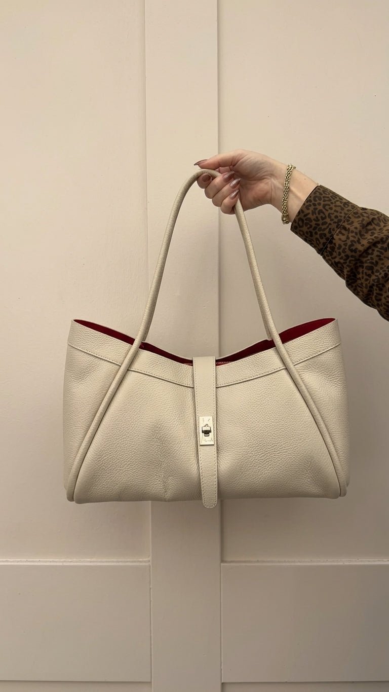 Chrissy Shoulder Bag - Lily's Boutique