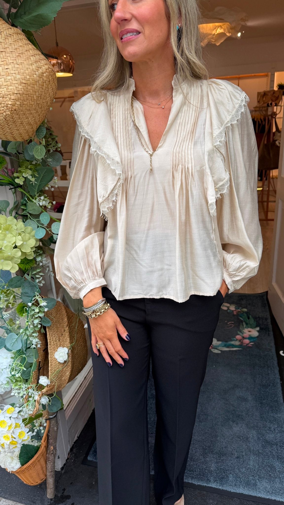 Bethany Blouse - Lily's Boutique