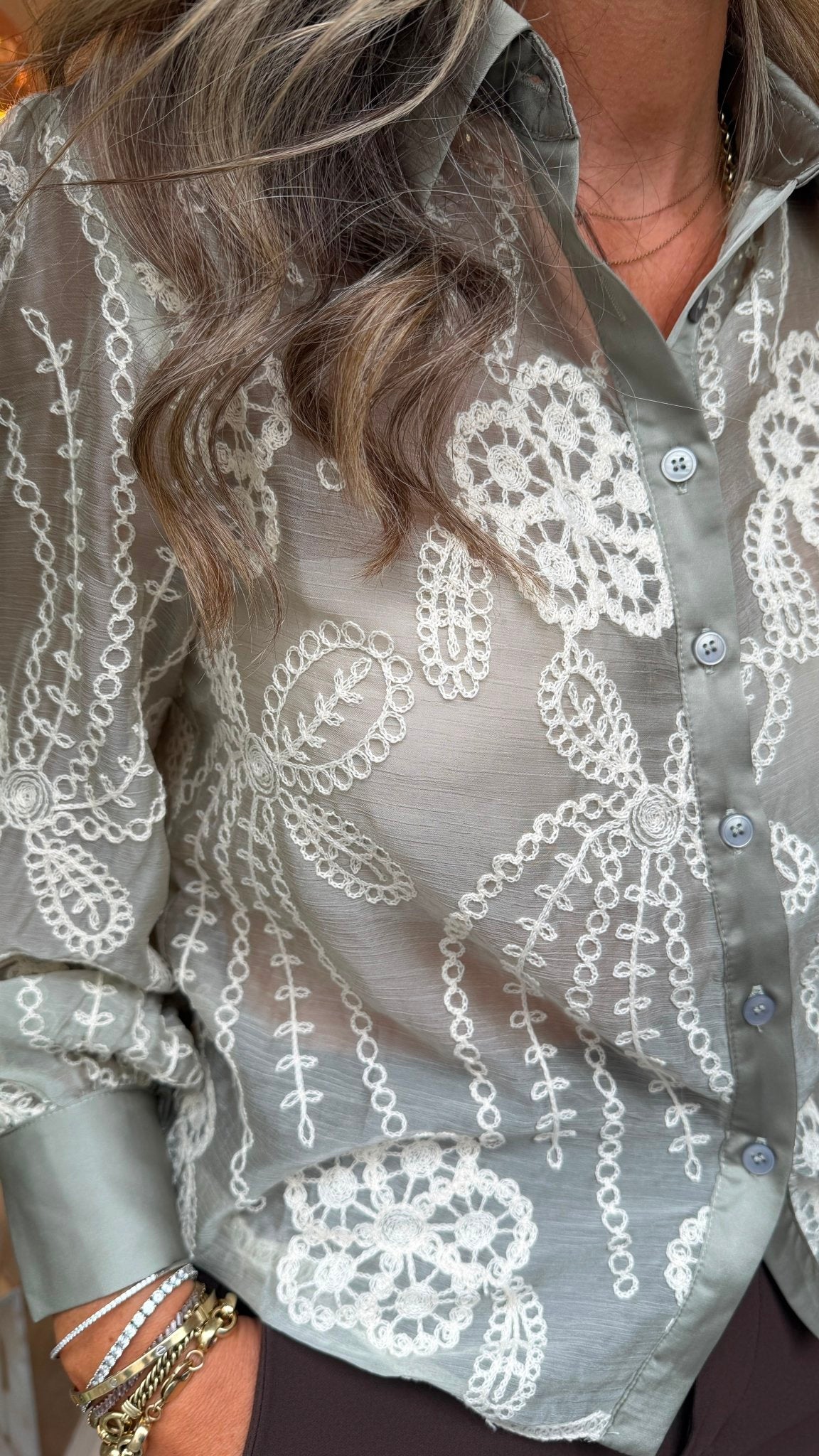 Tia Blouse - Lily's Boutique