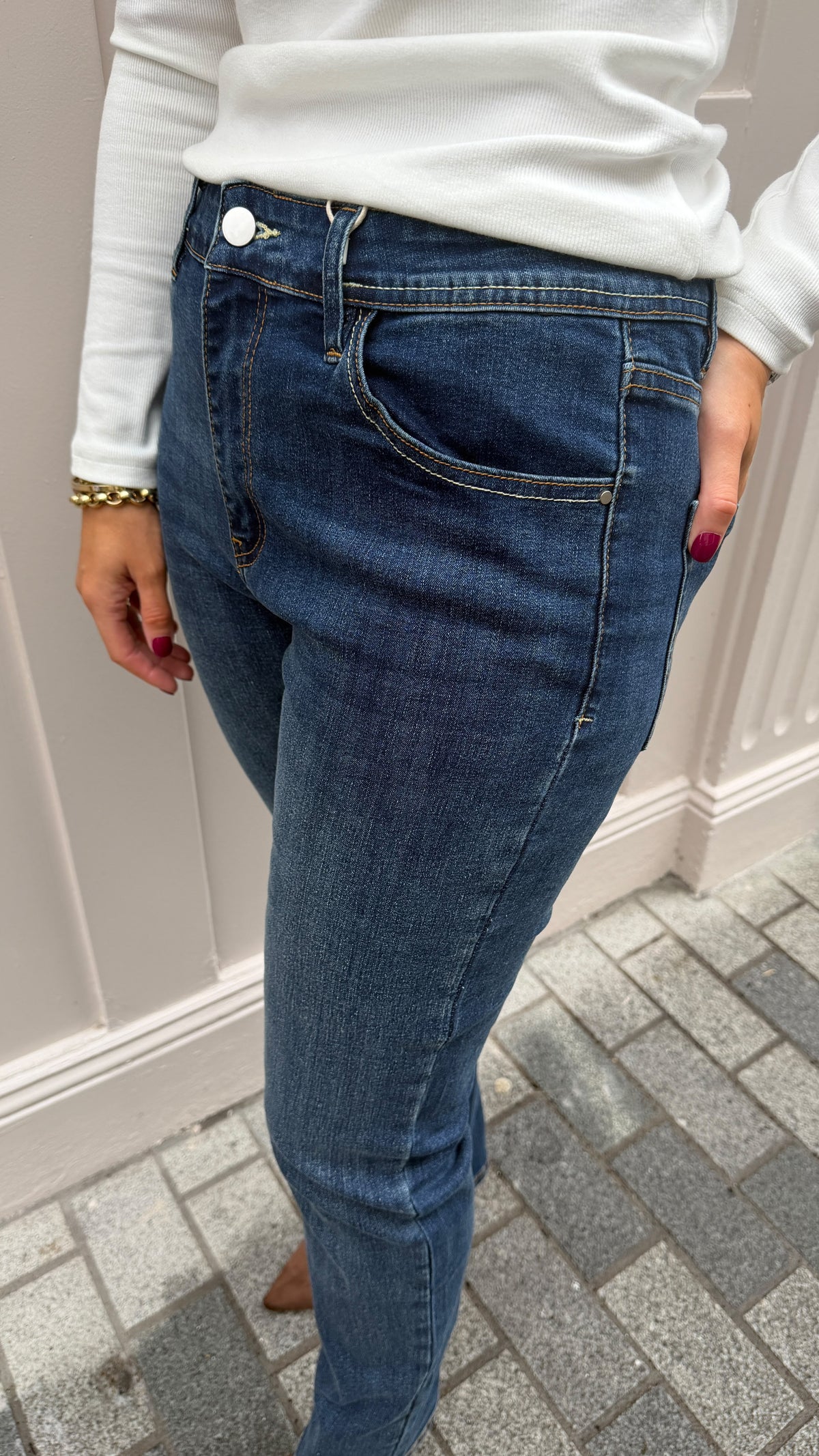 Isla Straight Leg Jeans