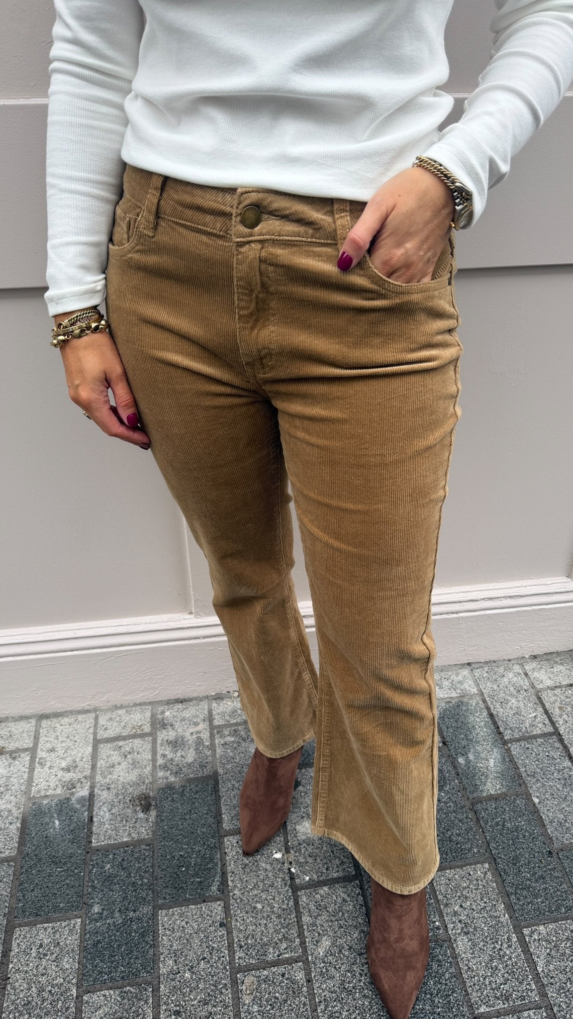 Harriet Velvet Trousers - Lily's Boutique