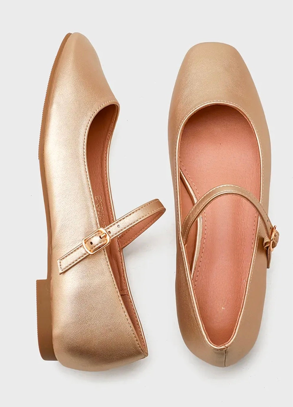 Ellen Gold Ballarina Pumps