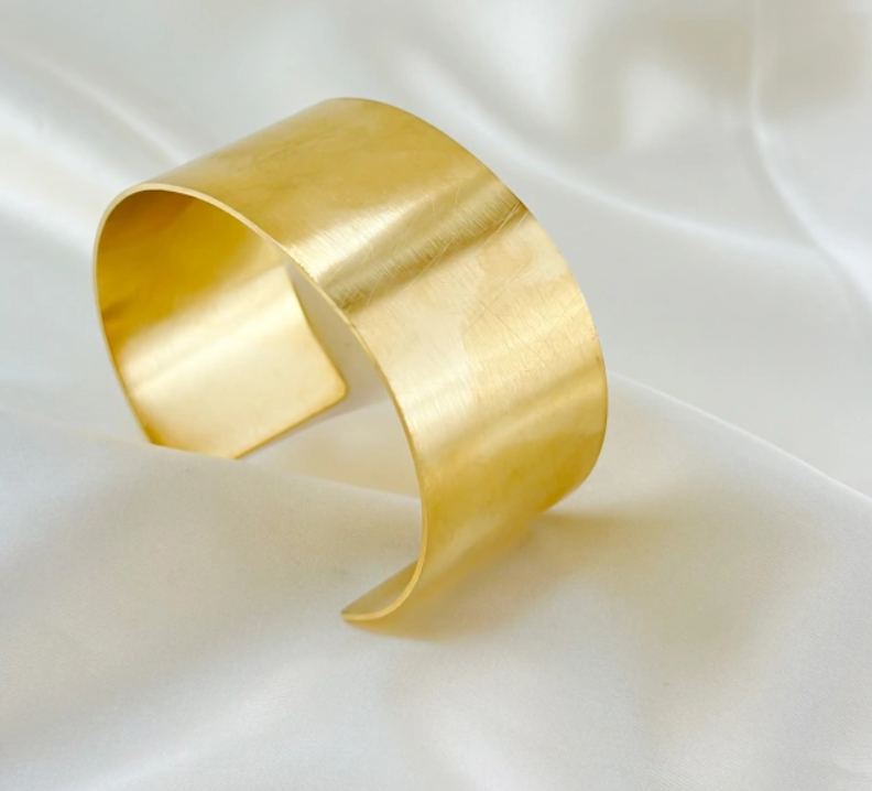 Lenora Bangle Bracelet Gold