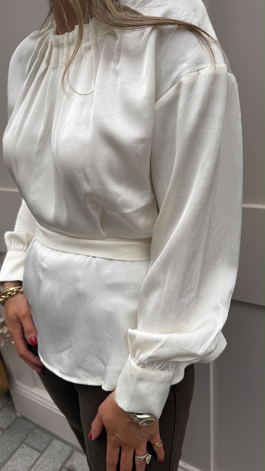 Edel Ivory Blouse - Lily's Boutique