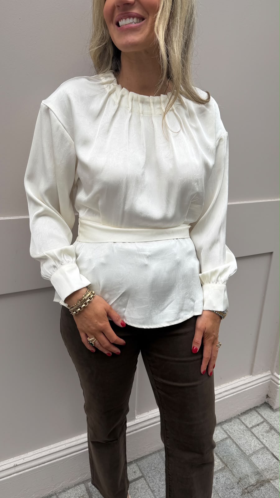 Edel Ivory Blouse - Lily's Boutique