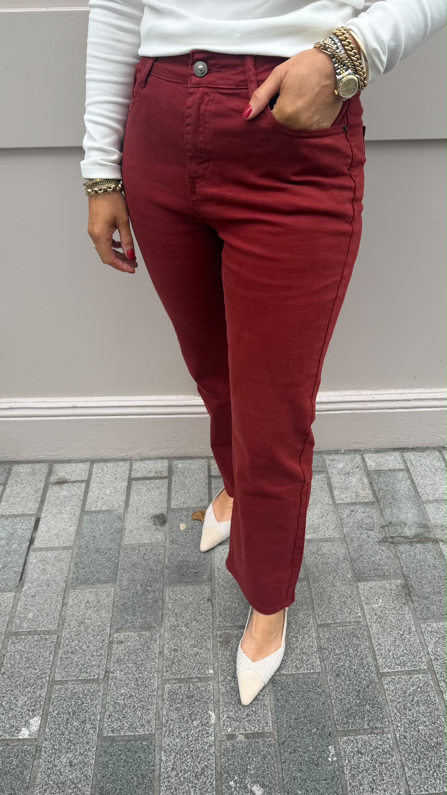 Angela Burgundy Straight-Leg Jeans - Lily's Boutique