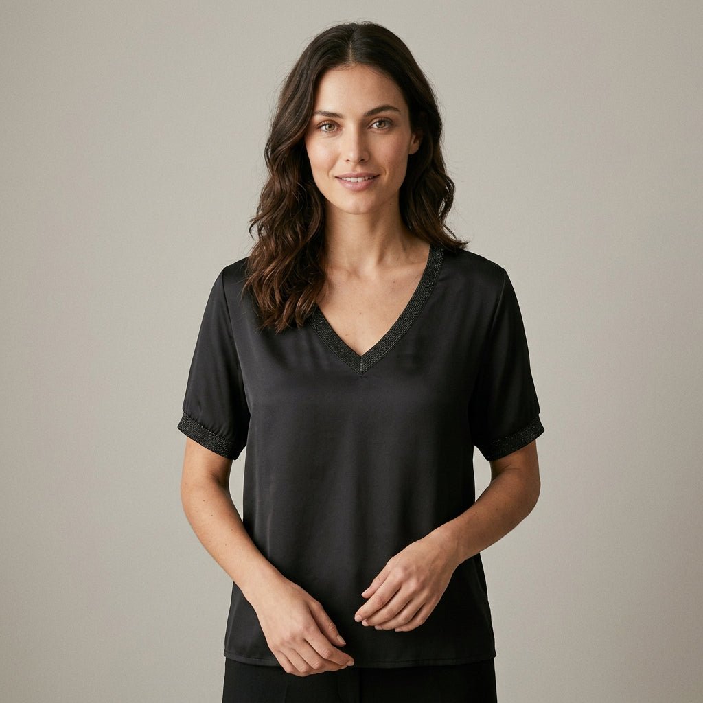 Betsy Black Top - Lily's Boutique