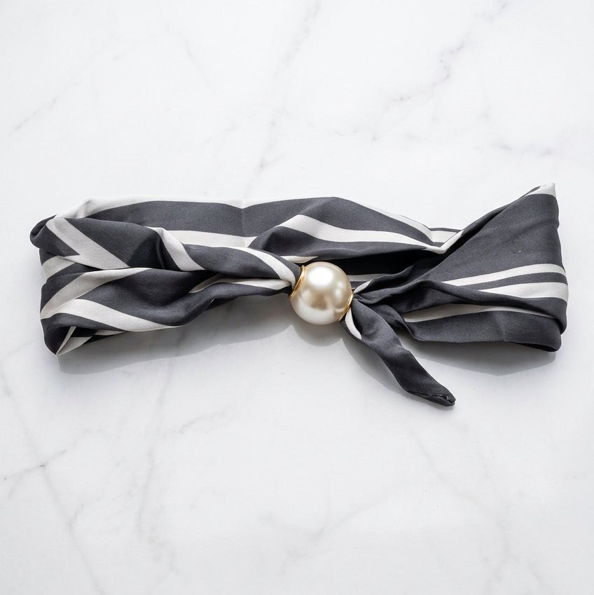 Pearl Neck Scarf Green - Lily's Boutique
