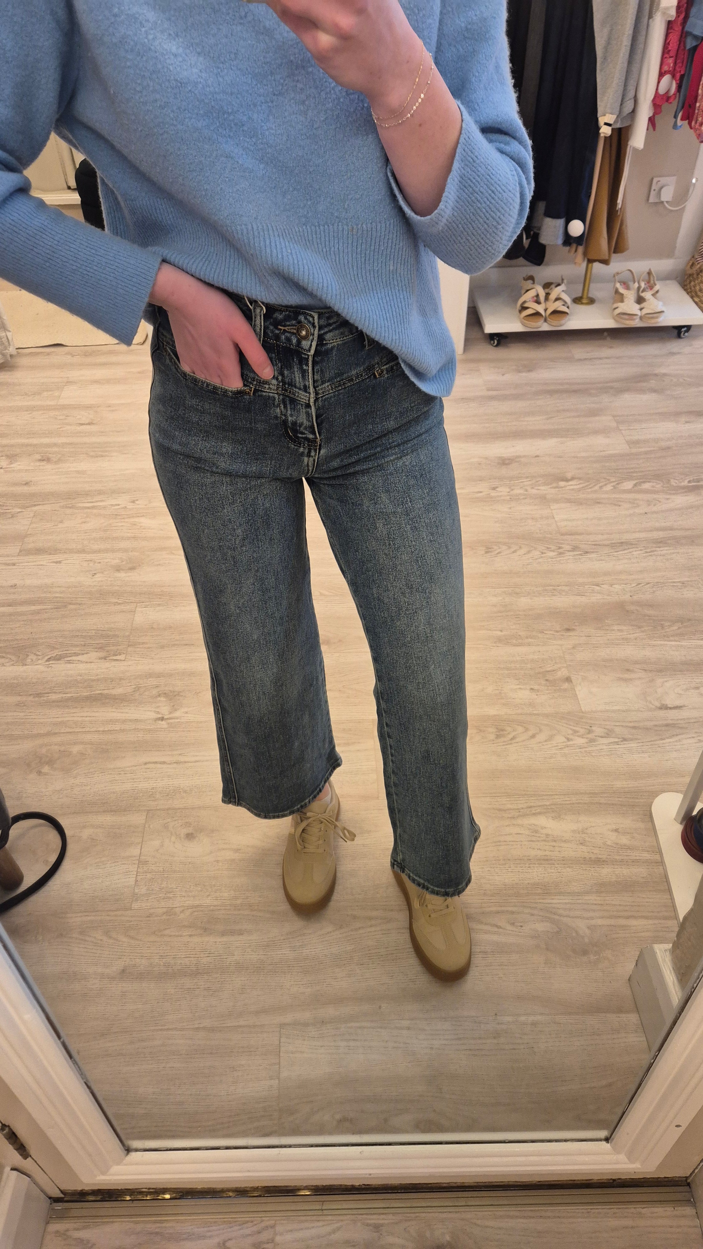 Leah Cropped Straight-Leg Jeans