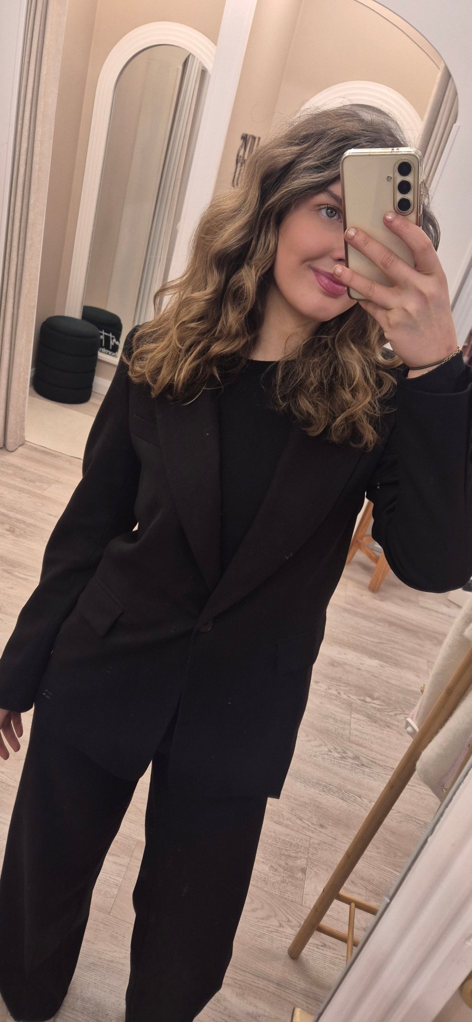 Emma Black Blazer - Lily's Boutique
