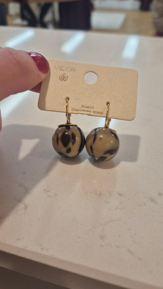 Josie beige earring