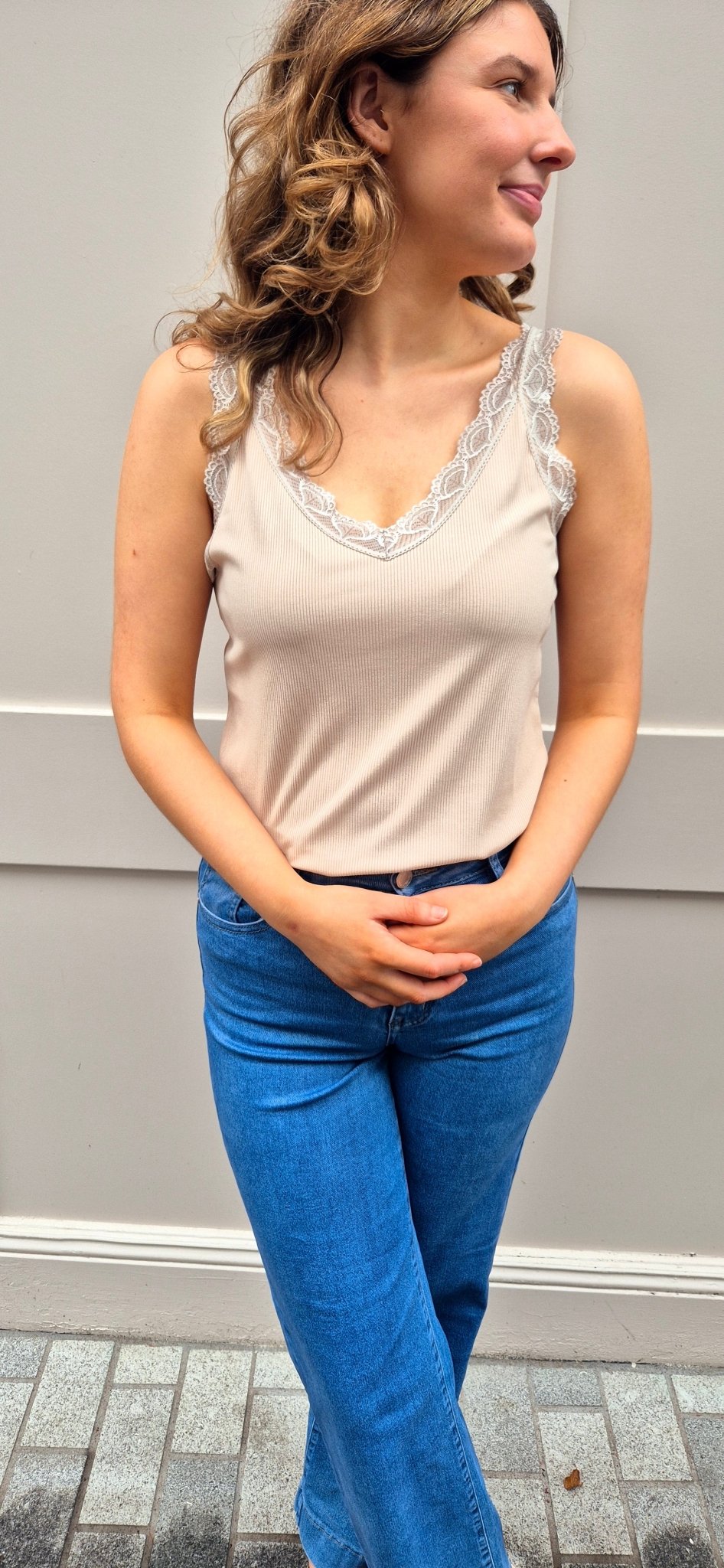 Gwen Cami Cream - Lily's Boutique